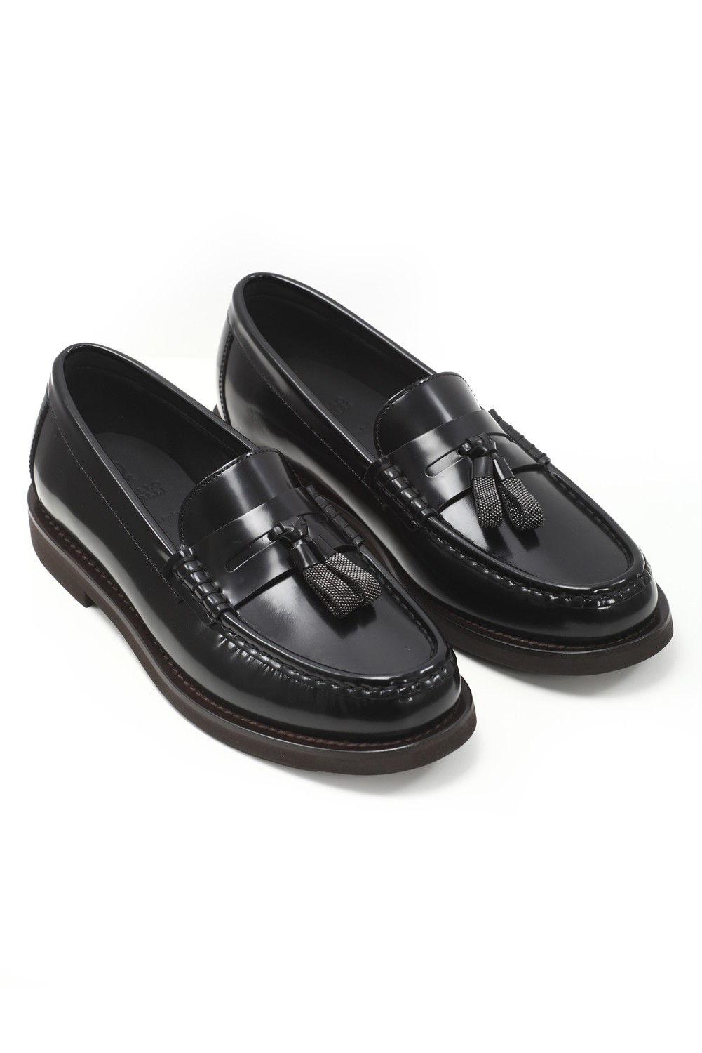 shop BRUNELLO CUCINELLI  Mocassino: Brunello Cucinelli "Penny" loafer in vitello Minimal con Shiny Tassels.
Fodera in pelle.
Suola in micro leggero.
Decorazione in monile Nickel-free.
Composizione: 100% PELLE DI VITELLO.
Made in Italy.. MZVNG2739-C101 number 2822400